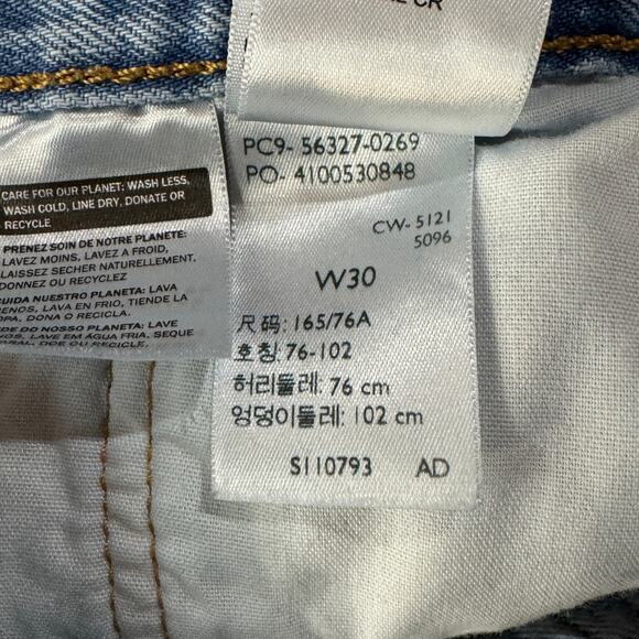 Levi’s 501 SZ W30 Jean Shorts Button-Fly Distressed Light Wash Frayed Hems Blue - Picture 10 of 10